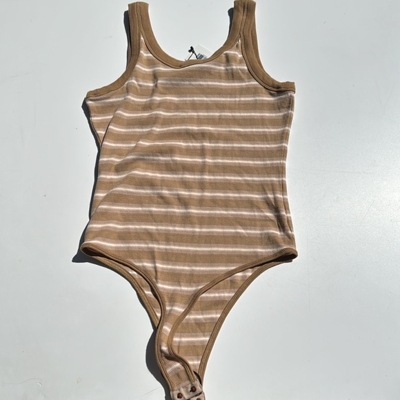 Steve Madden Stripe Rib Bodysuit - Picture 3 of 4